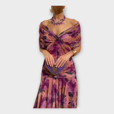 Αέρινο Φόρεμα με Εντυπωσιακή Λαιμόκοψη